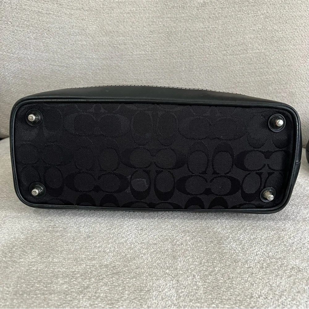 Coach Black Signature Canvas Satchel Tassle Leather Accents J04M-6038 - Picture 11 of 13